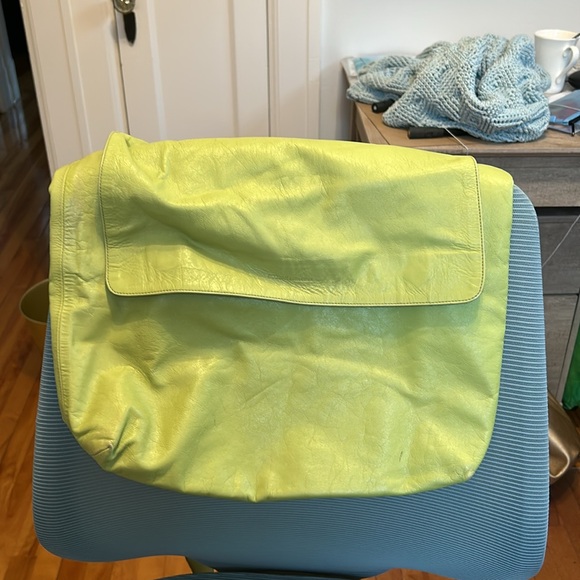 Vintage Rudsak leather tote bag in bright green - Picture 12 of 14